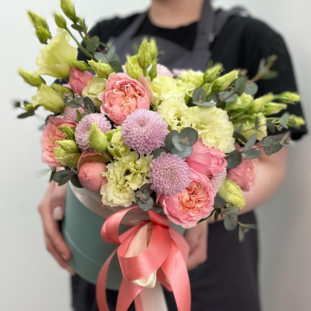 Цветы в коробке пионовидная роза Цветы в коробке пионовидная роза